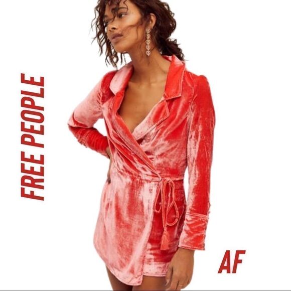 FREE PEOPLE VIOLA VELVET ROMPER RED NEW NWT LARGE - Picture 1 of 8